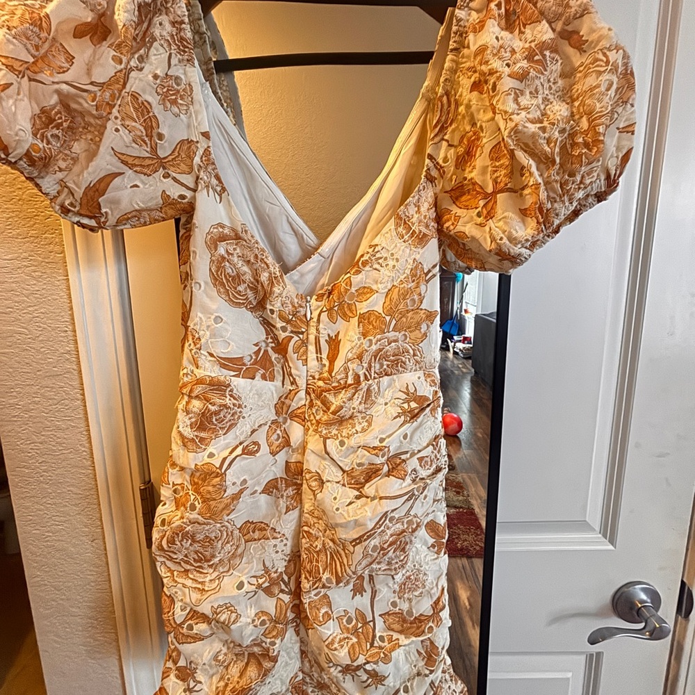 NWT Hello Molly Floral Mini Dress Puff Sleeve Backless XS - Picture 7 of 7